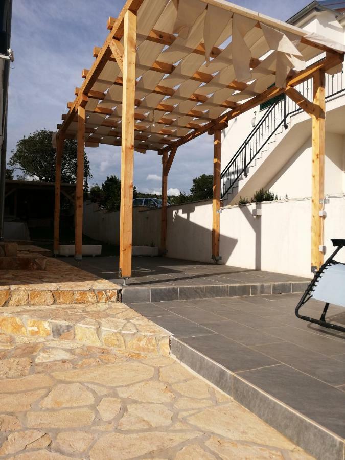 Kuca Za Odmor Postonjski Maslenica Bagian luar foto